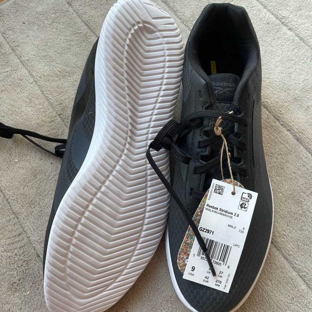 Reebok Stridium 2.0 mens running shoes size 9